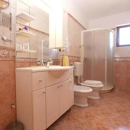 Apartment Mirjana 1655 Kanfanar